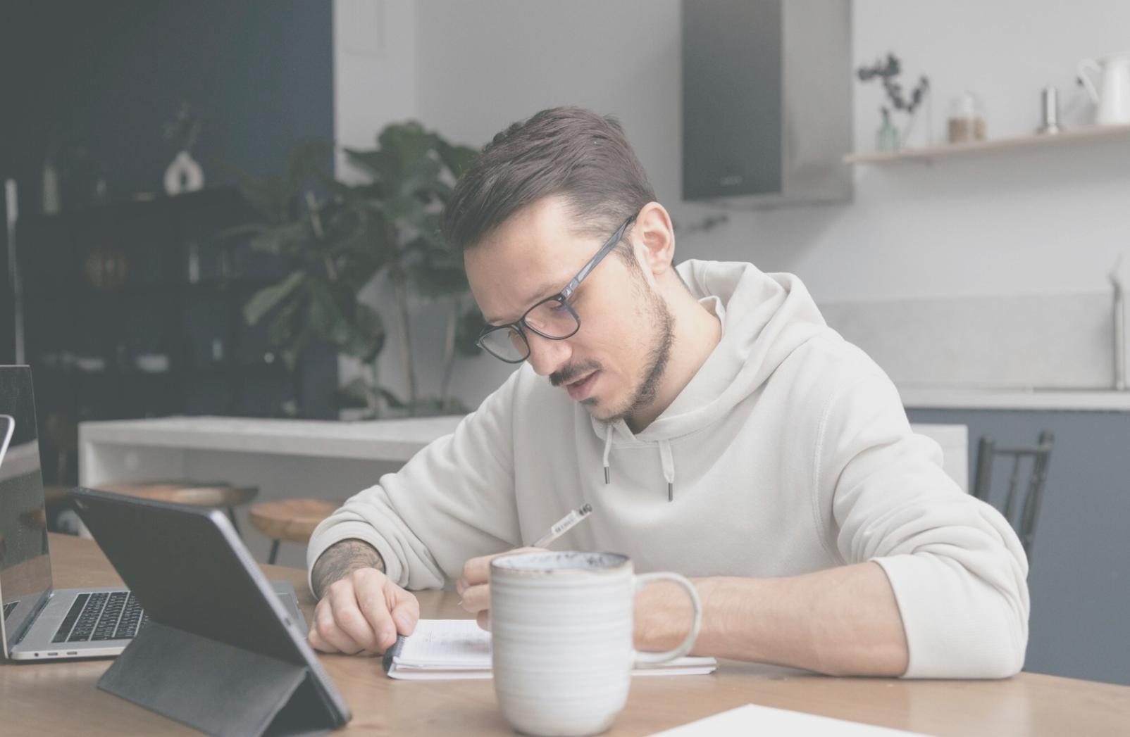 Proceso de análisis de presupuesto personalizado